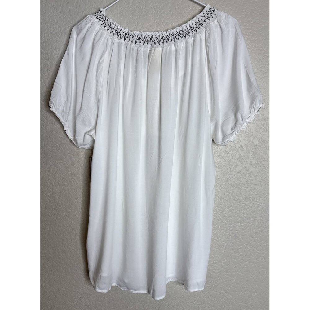 Faded Glory Womens XL 16/18 White Smocked Peasant Top Blouse Preppy Boho NEW - Picture 2 of 11
